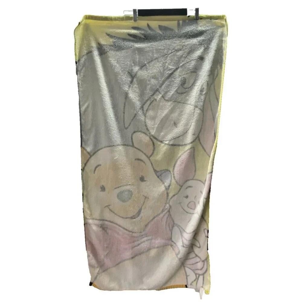 Disney Winnie the Pooh Beach Towel Piglet Eeyore Pool Swim Towel 29 x 56 READ